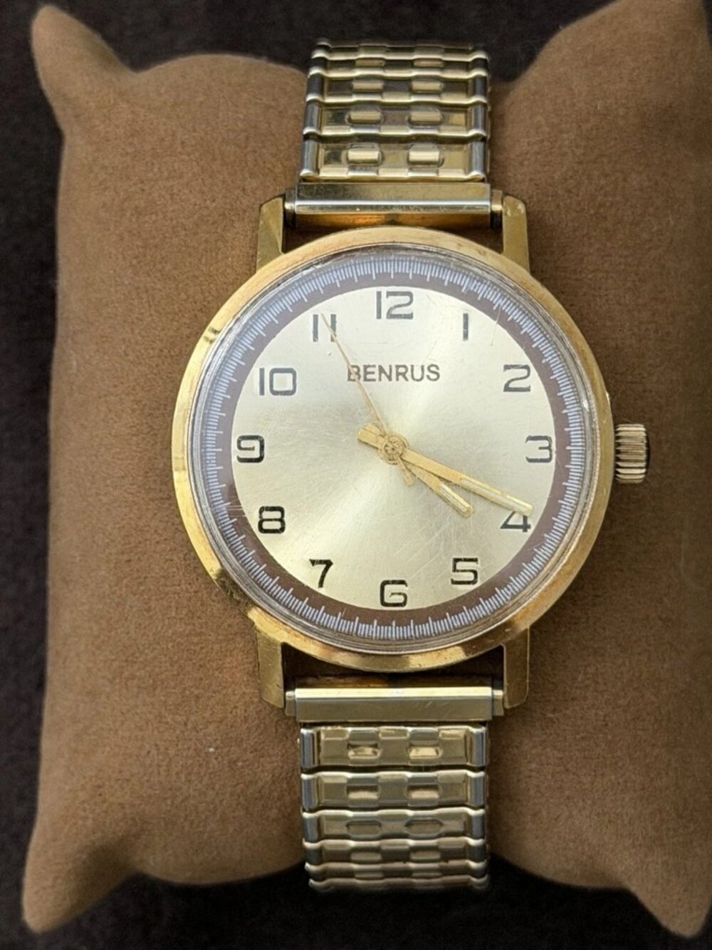 Benrus Manual Mechanical Gold Tone Round Watch Silver Dial Arabic Bracelet